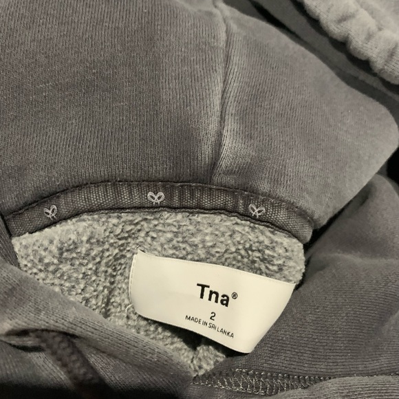 Aritzia sweatsuit - Picture 4 of 4